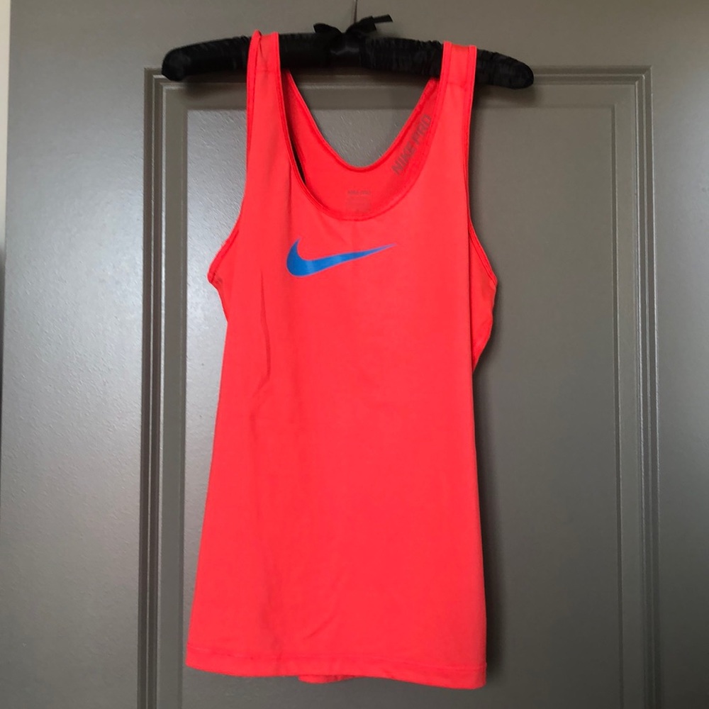 Nike Pro Workout Tank